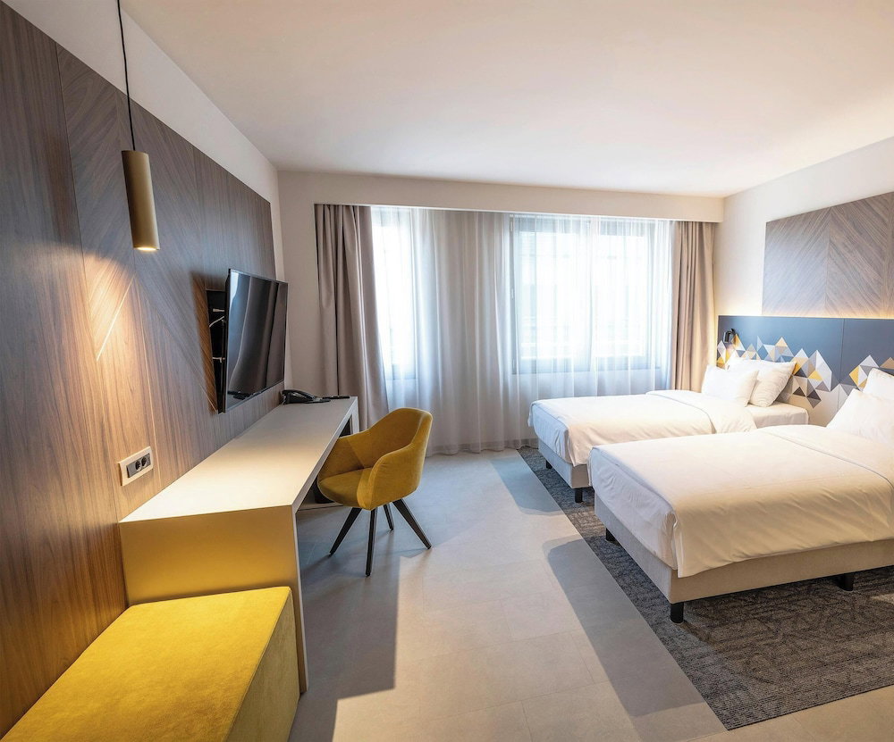 Hotel Domina Grand Media