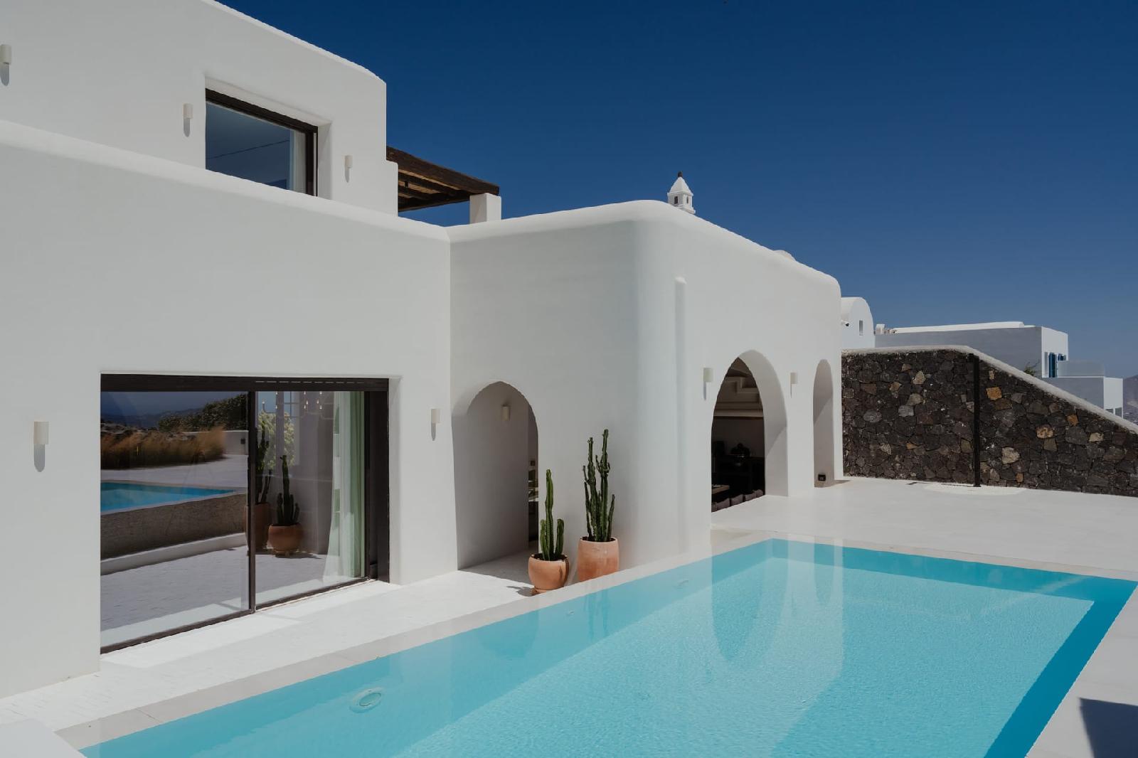 Katikies Chromata Santorini - The Leading Hotels Of The World