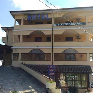 Hotel Hotel La Falconara cazare Castrovillari