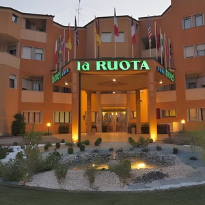 Hotel La Ruota cazare Pianfei