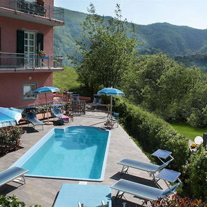 Hotel Ca' De Berna cazare Balestrino