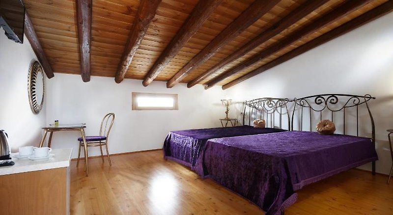 Casa Perla Suites