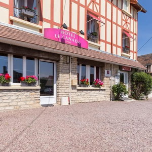 Hotel Hotel Le Canada cazare Hermanville-sur-Mer