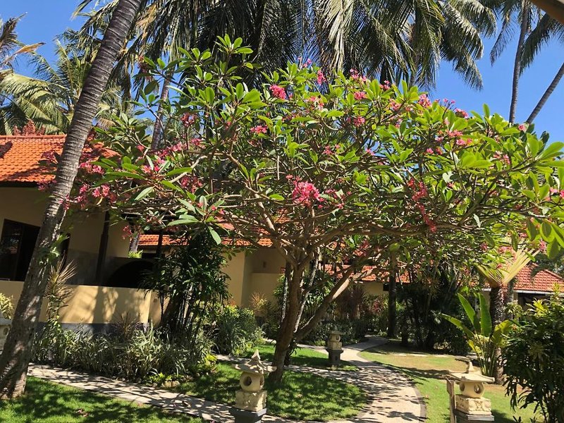 Hotel Teluk Karang Dive & Spa Resort