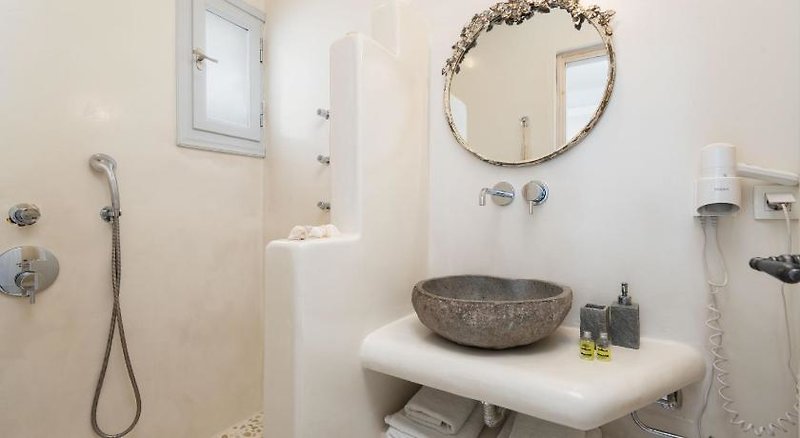 Hotel Santorita Suites