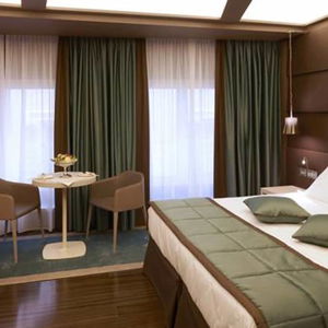 Sejur Harry S Bar Trevi Hotel And Restaurant vacanta Roma