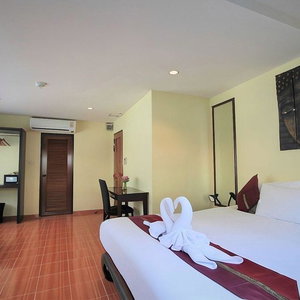 Sejur Karon Pool Hotel vacanta Karon Beach