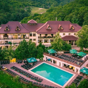 Hotel Casa Cu Tei cazare Sarata-Monteoru