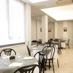 Hotel Golf cazare Cattolica