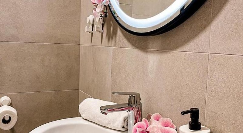 Hotel Pinia Apartments Bol