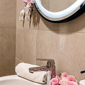 Hotel Pinia Apartments Bol cazare Bol