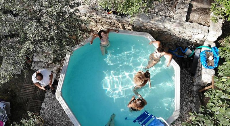 Hotel Guesthouse Runcini