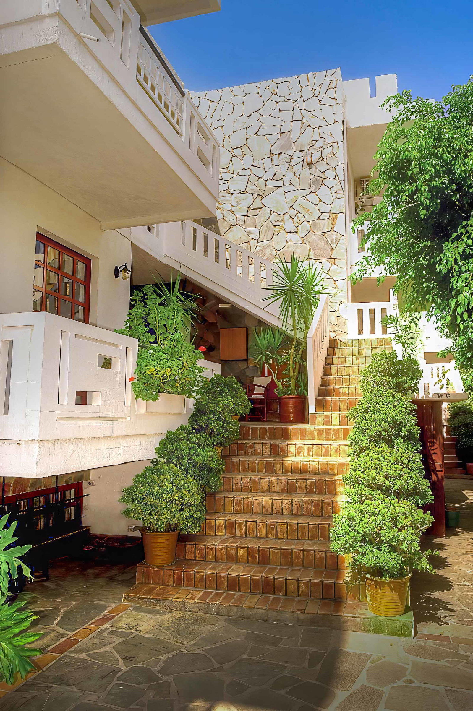 dal travel Proimos Apartments