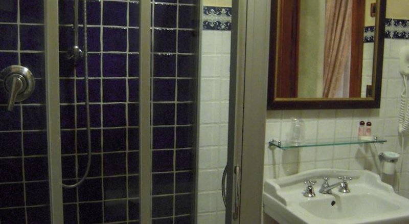 Palazzo Al Torrione 2 B&B