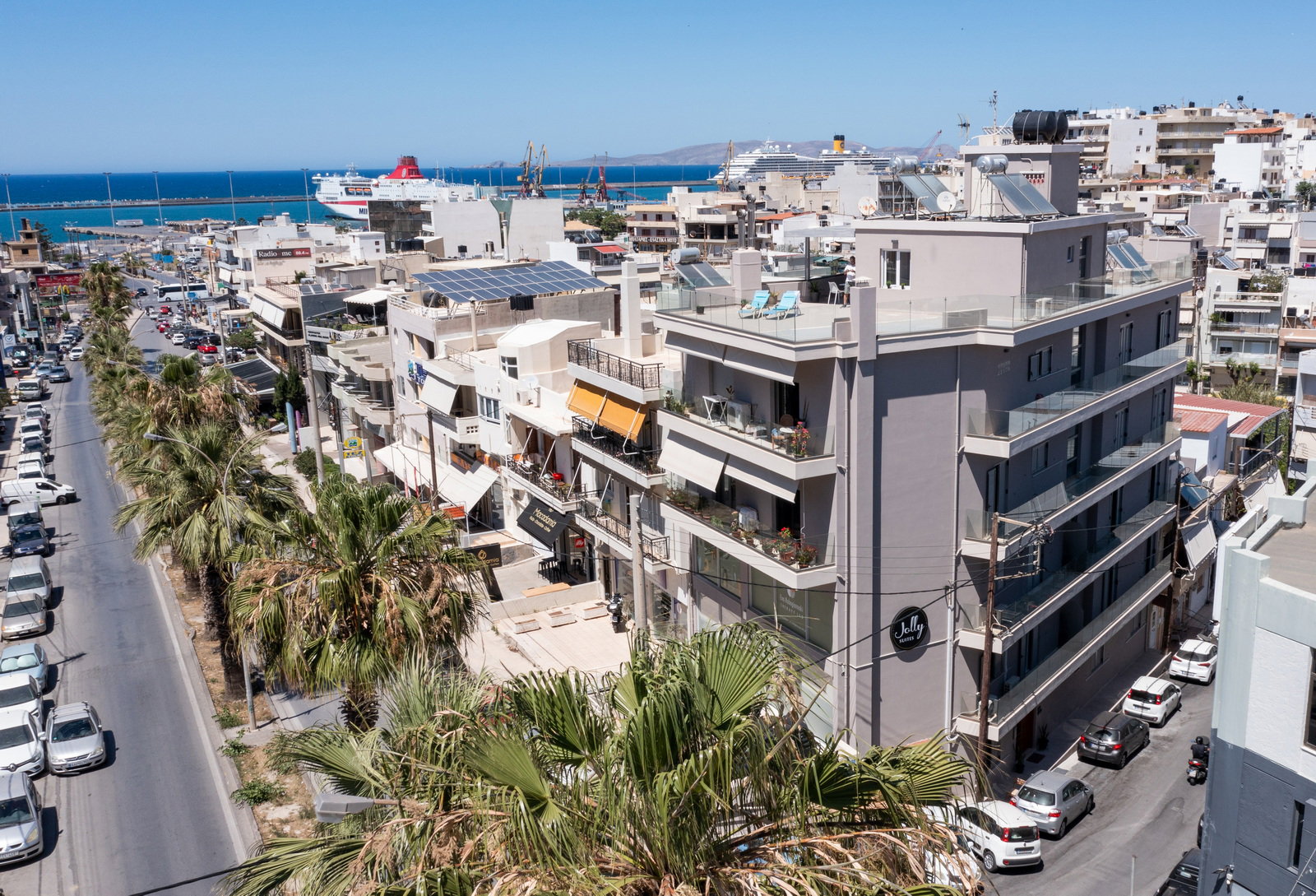 Hotel Jolly Suites