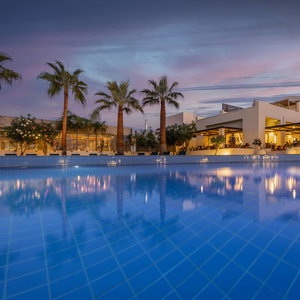 Sejur Santa Marina Plaza Giannoulis Hotels Adults Only vacanta Agia Marina
