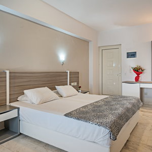 Sejur Apollo Kavros vacanta Kavros