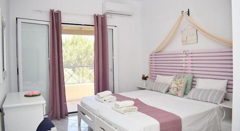 Hotel Harmony Corfu Apartments & Studios