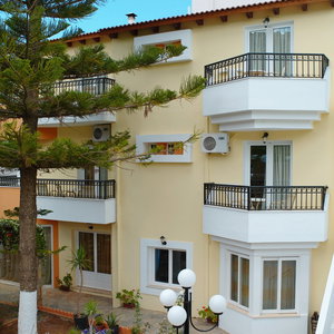 Sejur Camelot Royal Beds vacanta Stalis