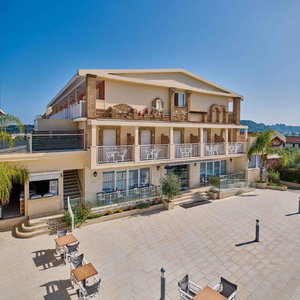 Hotel Altura Hotel cazare Planos