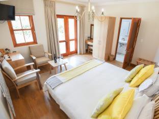 Hotel Lovane Boutique Wine Estate And Guest House