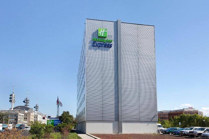 Hotel Holiday Inn Express Geneva Airport