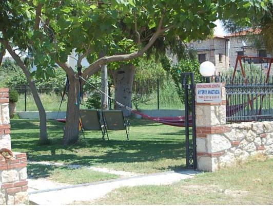 Hotel Avgerou Studios And Apartments