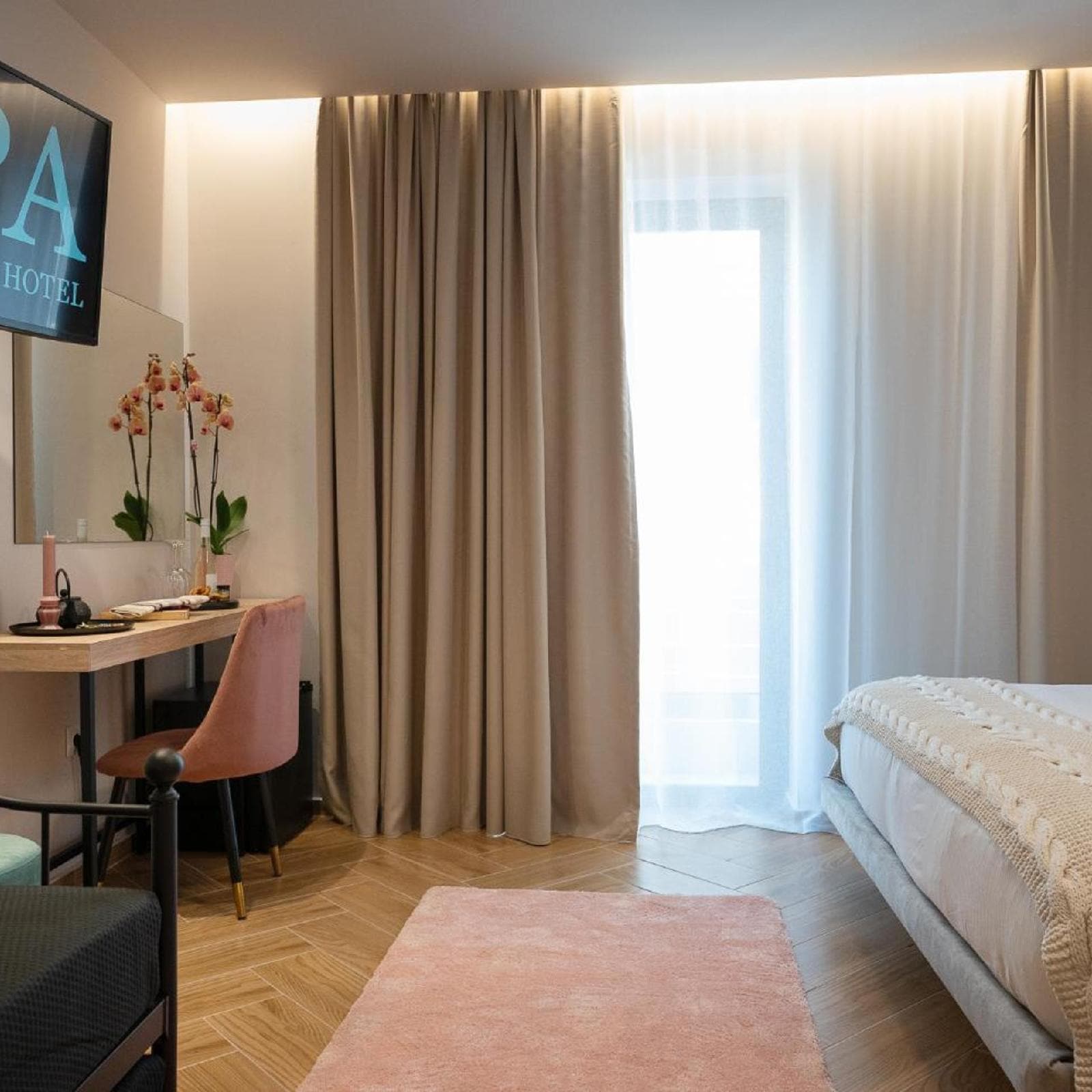 Ira-Hpa Hotel