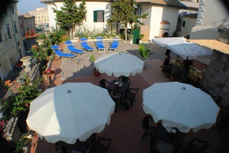 Hotel Le Camere Del Re - Guest House