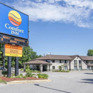 Hotel Comfort Inn Lakeshore cazare North Bay