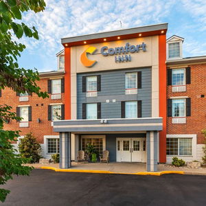 Hotel Comfort Inn Sarnia cazare Sarnia