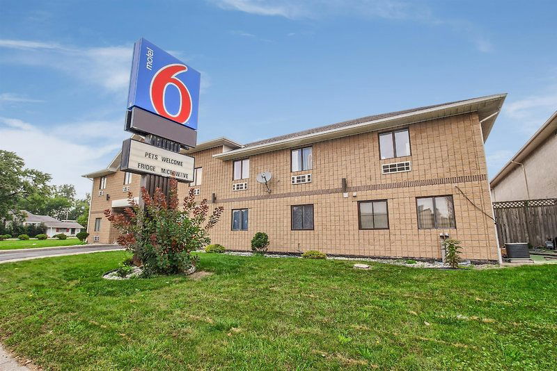 Hotel Motel 6 Windsor On