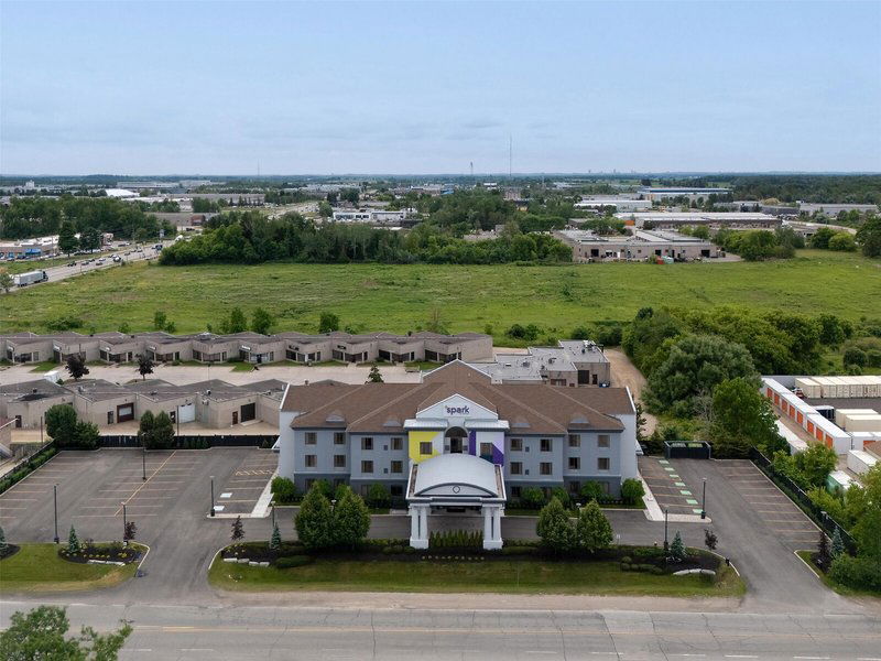 Hotel Spark By Hilton Guelph