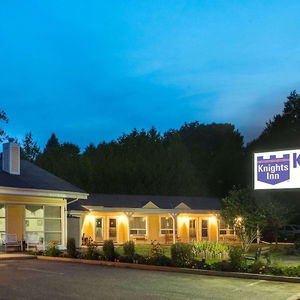 Hotel Knights Inn Bracebridge cazare Bracebridge