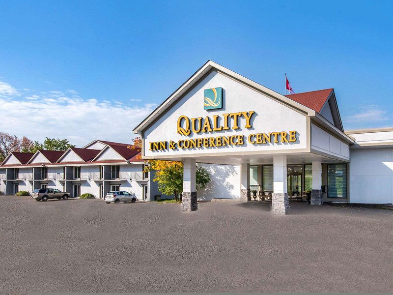 Hotel Quality Inn & Conference Centre