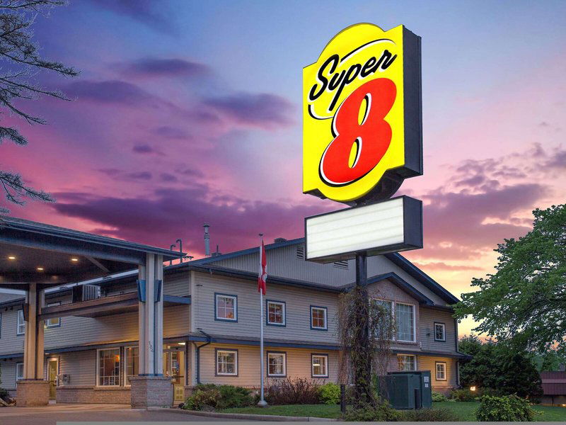 Hotel Super 8 By Wyndham Sault Ste Marie On