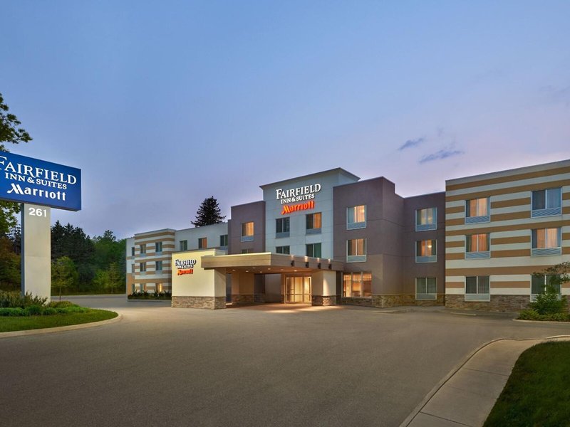 Hotel Fairfield Inn And Suites Barrie