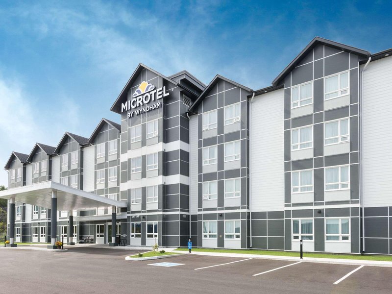 Hotel Microtel Inn & Suites By Wyndham Sudbury