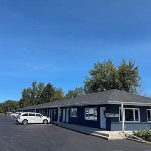 Hotel East Court Motel cazare Sarnia