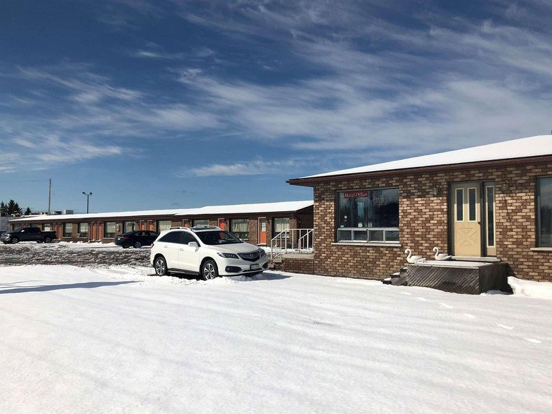 Hotel Travelodge By Wyndham Cochrane