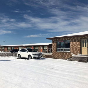 Hotel Travelodge By Wyndham Cochrane cazare Cochrane