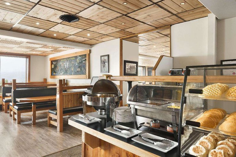 Hotel Days Inn By Wyndham Golden