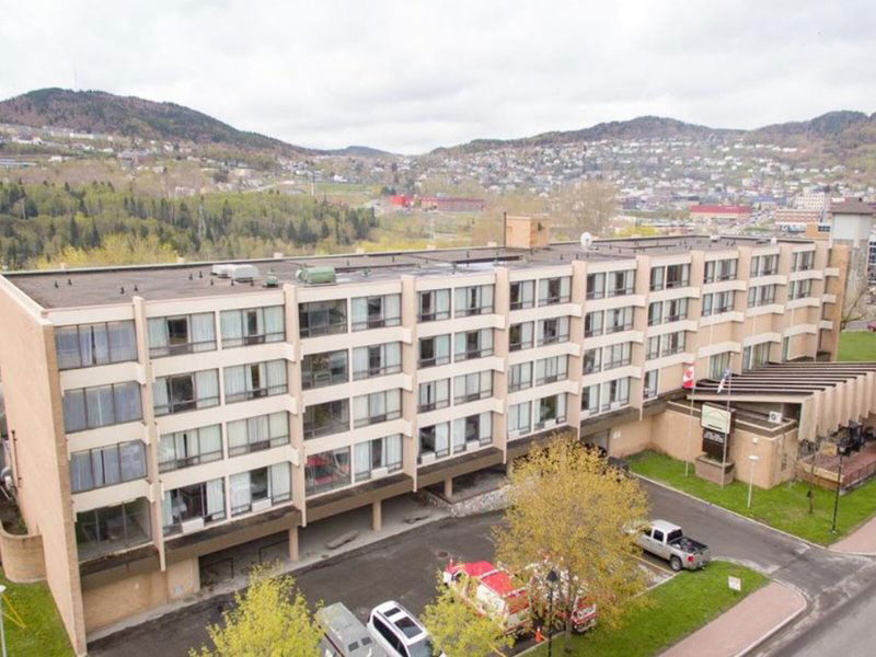 Hotel Greenwood Inn & Suites