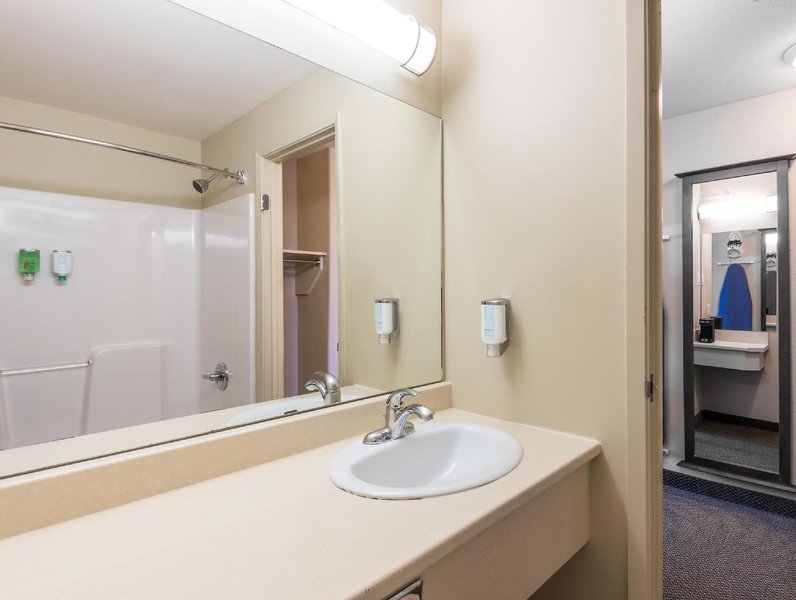 Hotel Super 8 By Wyndham Windsor Ns