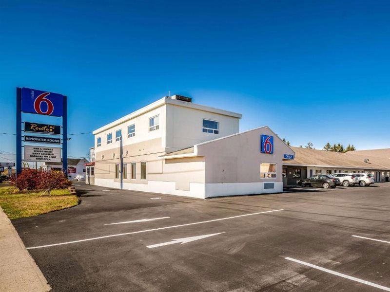 Hotel Motel 6 Moncton