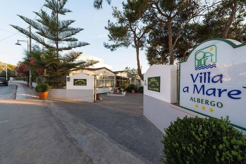 Hotel Albergo Villa A Mare