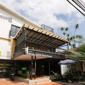 Hotel Pixel House Hospedaje cazare Medellin