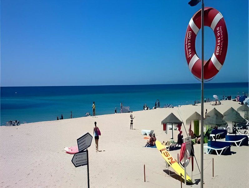 Hotel Akivillas Salema Beach