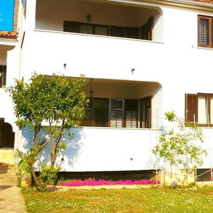 Hotel Nada Apartments cazare Porec