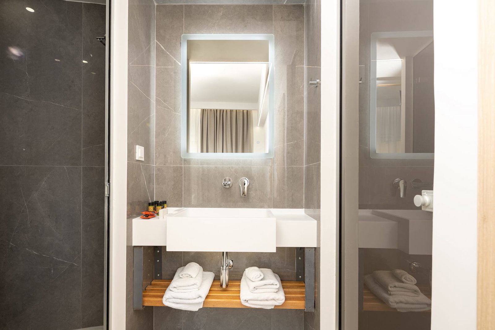 dal travel Epavli Grace Hotel